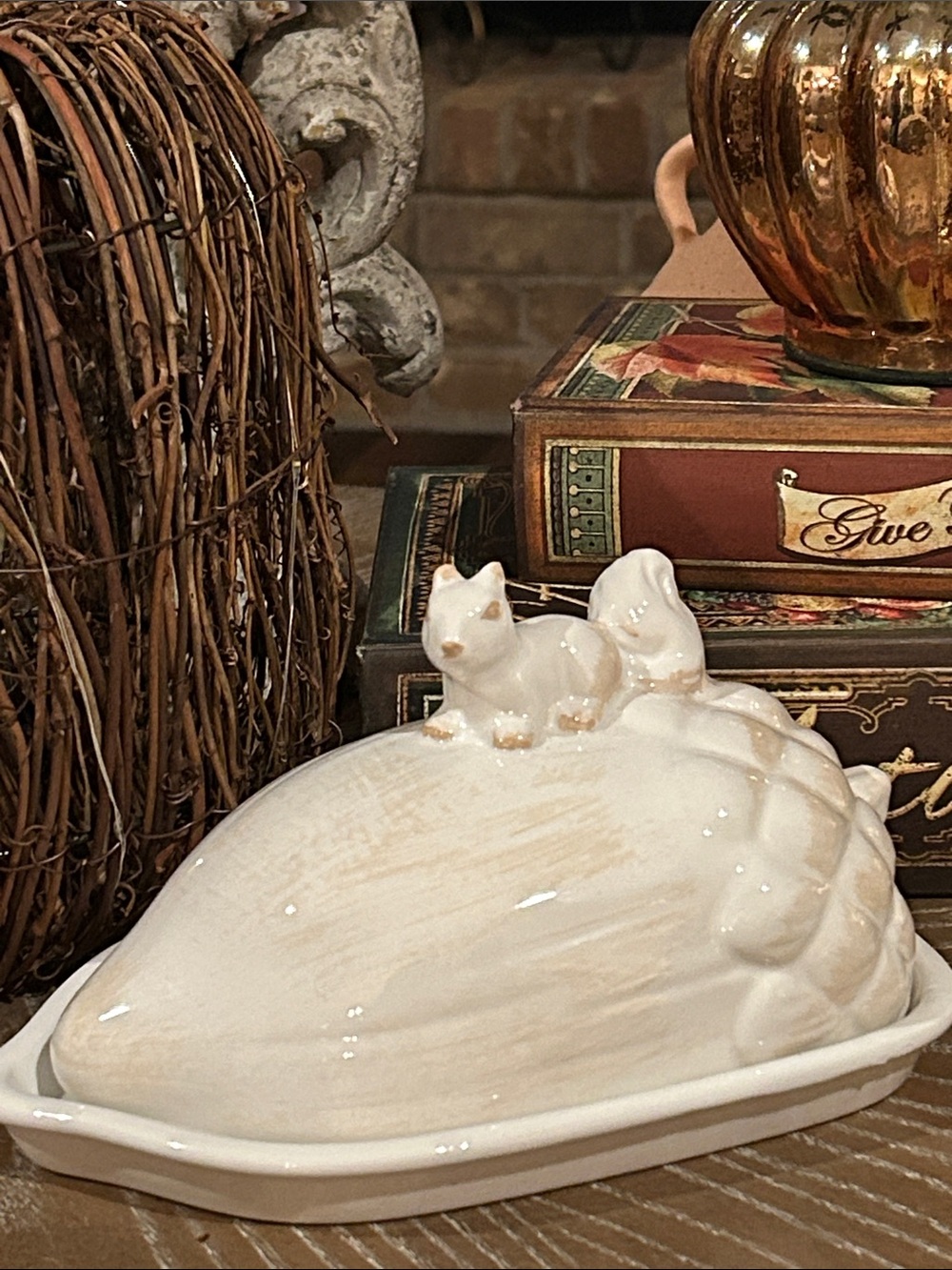 NEW! Fall Autumn Harvest Cream White Ceramic Squirrel Acorn Nut Butter Dish